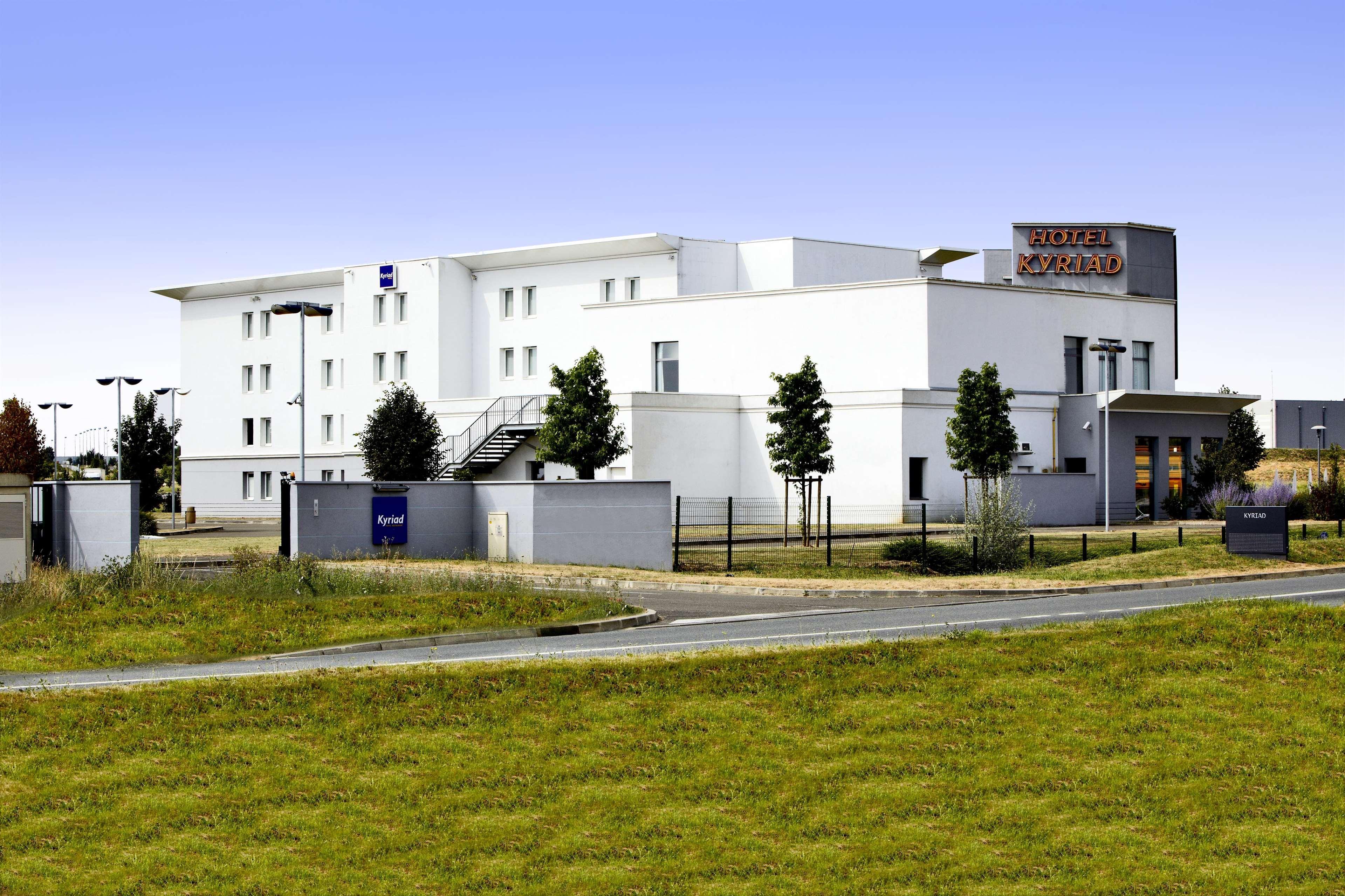 Kyriad Chartres Exterior foto